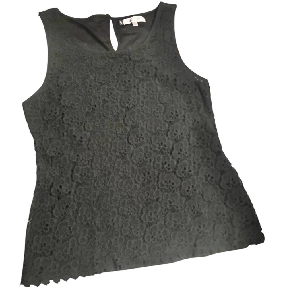Jennifer Lopez black cotton crocheted flower tank lined keyhole button back sz L